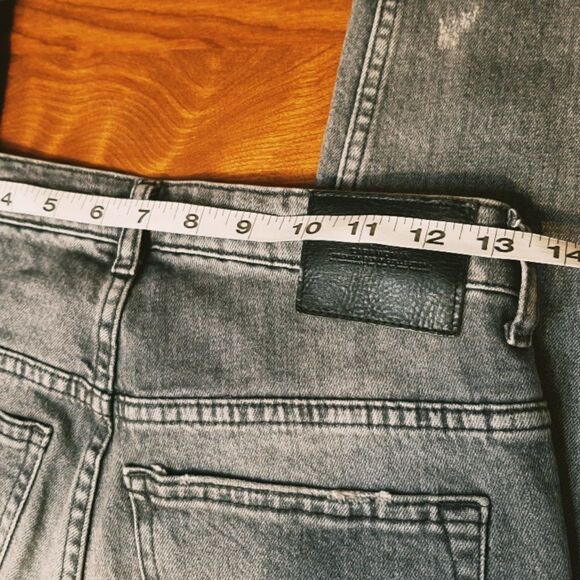 Zara Woman Premium Denim Destroyed Jean - Picture 6 of 6